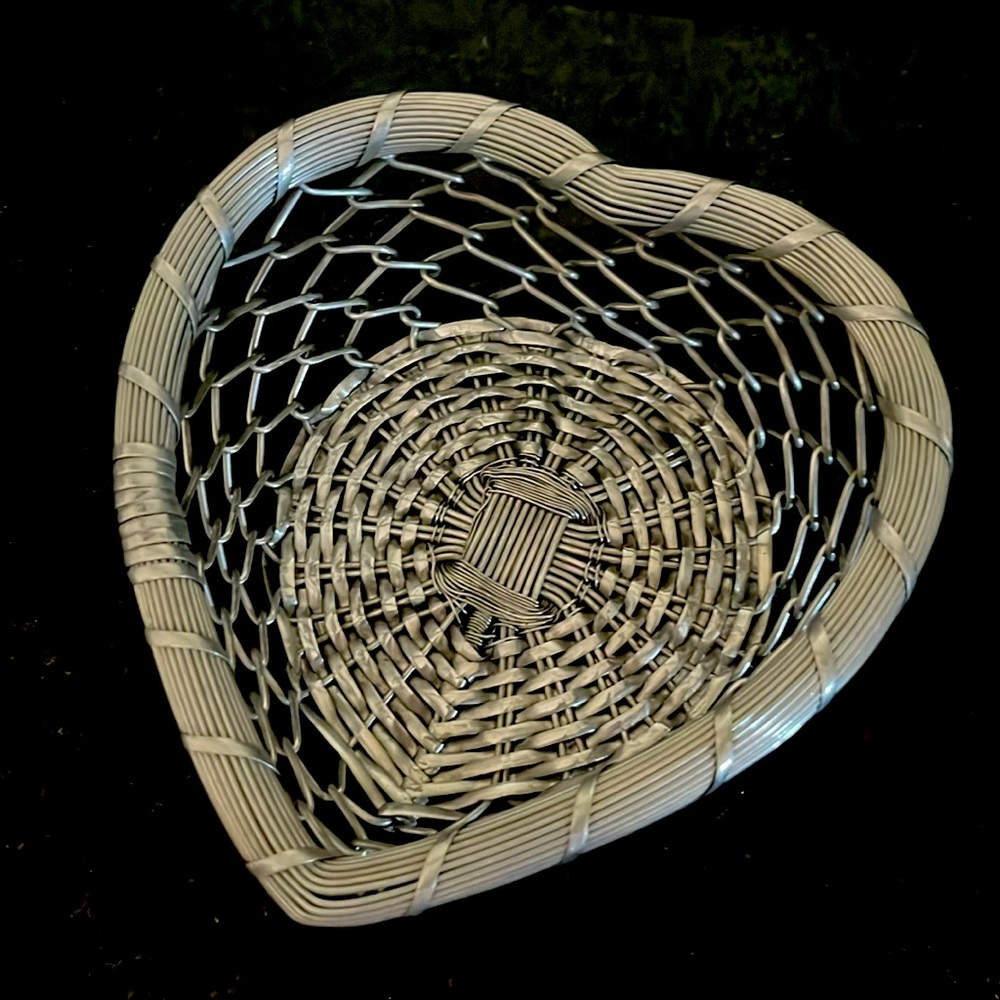Steel Heart Shaped Basket